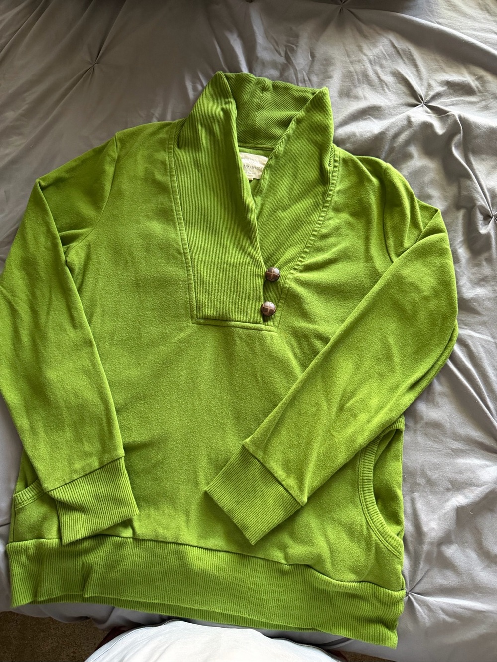 Banana Republic Lime Green V-Neck Shawl Pullover with Snap Buttons